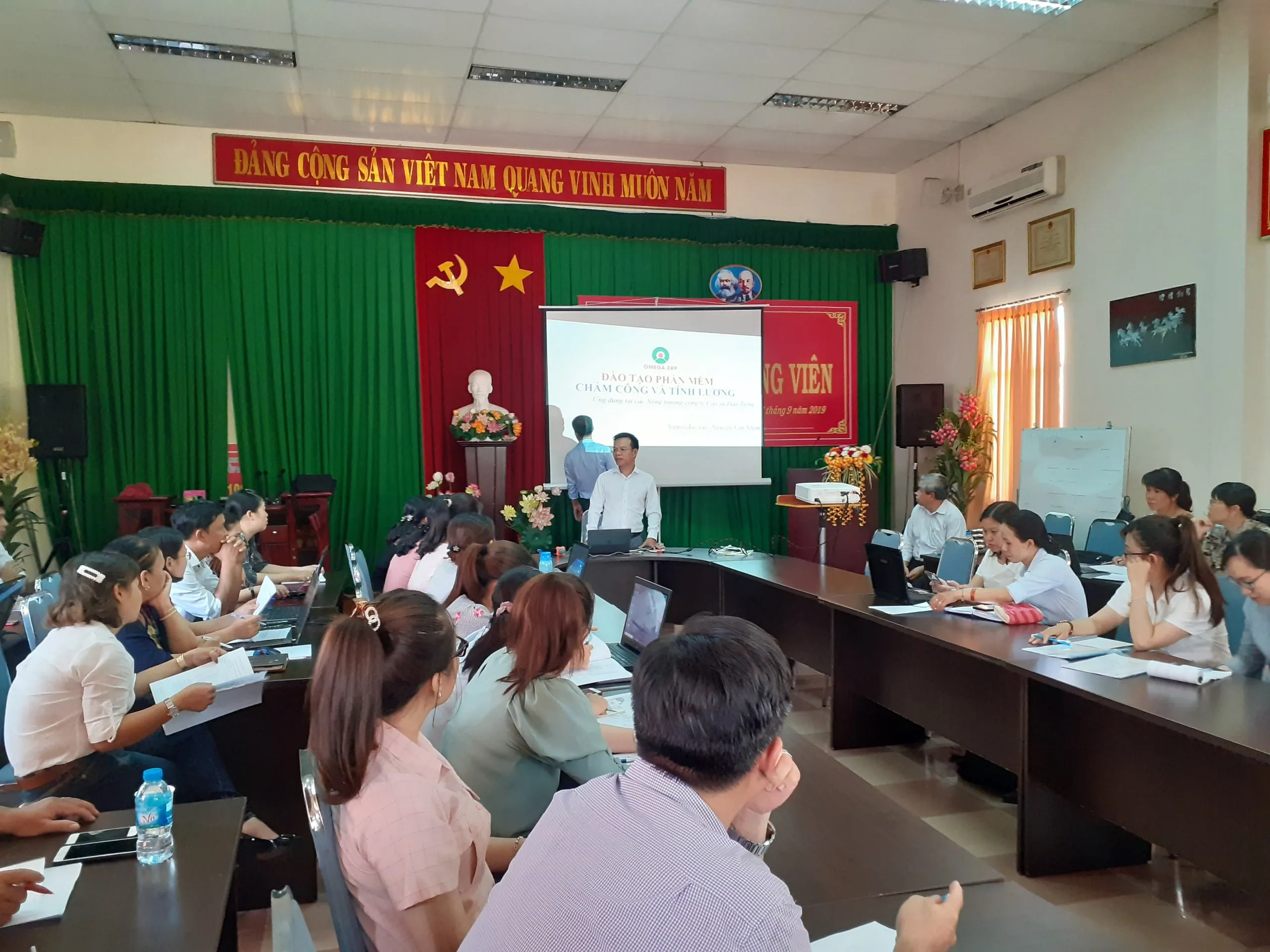 OMEGA Ký hợp đồng cho Công ty cao su Dầu Tiếng