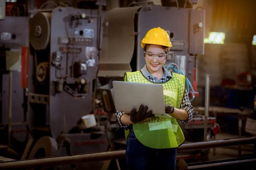 Tự động hóa là gì? Khám phá mô hình kim tự tháp tự động hóa